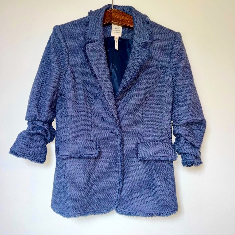 cinq à sept Khloe Boucle Blazer - Picture 8 of 16